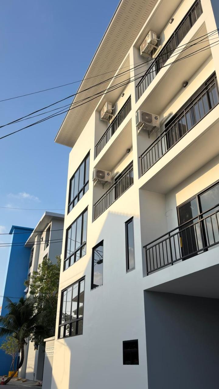 A House Thalang เอ เฮ้าส์ ถลาง Hotel in Phuket
