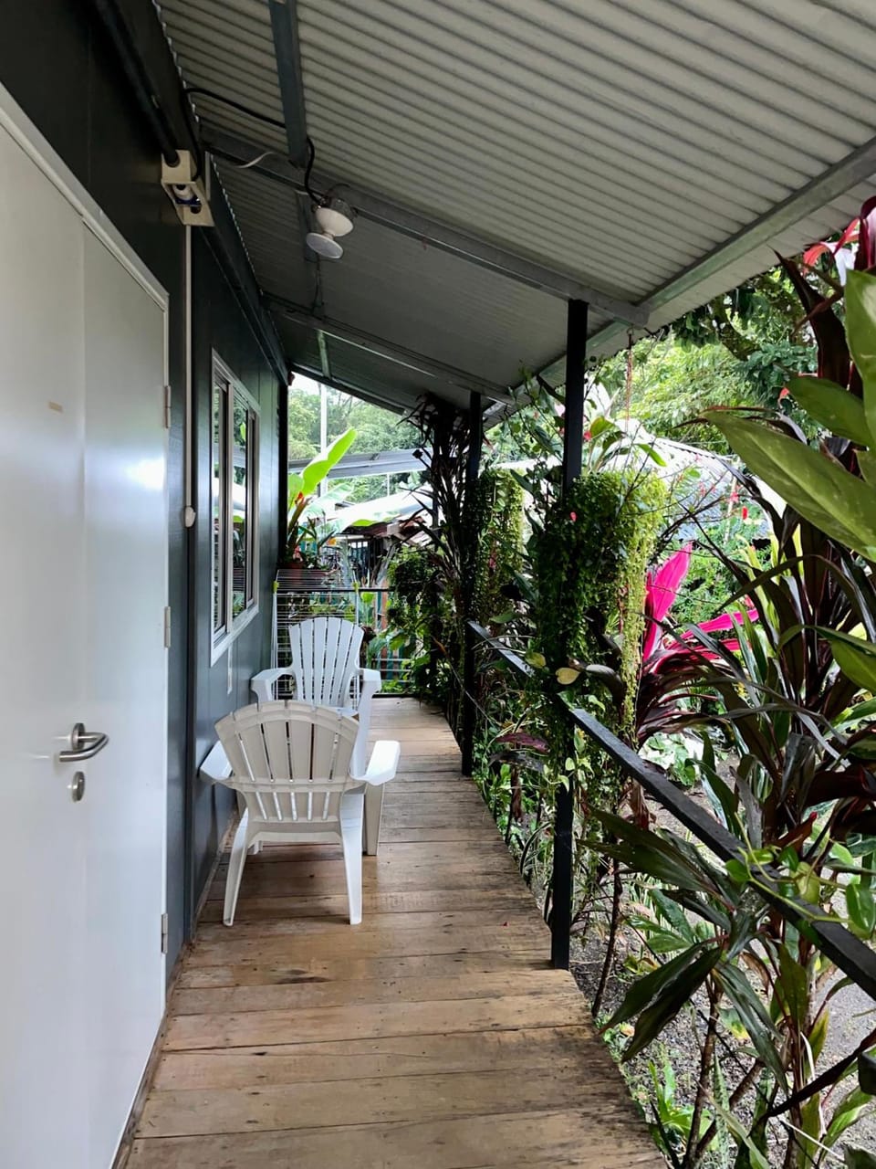 Apartamentos Equipados DMR  Bed and Breakfast in Uvita