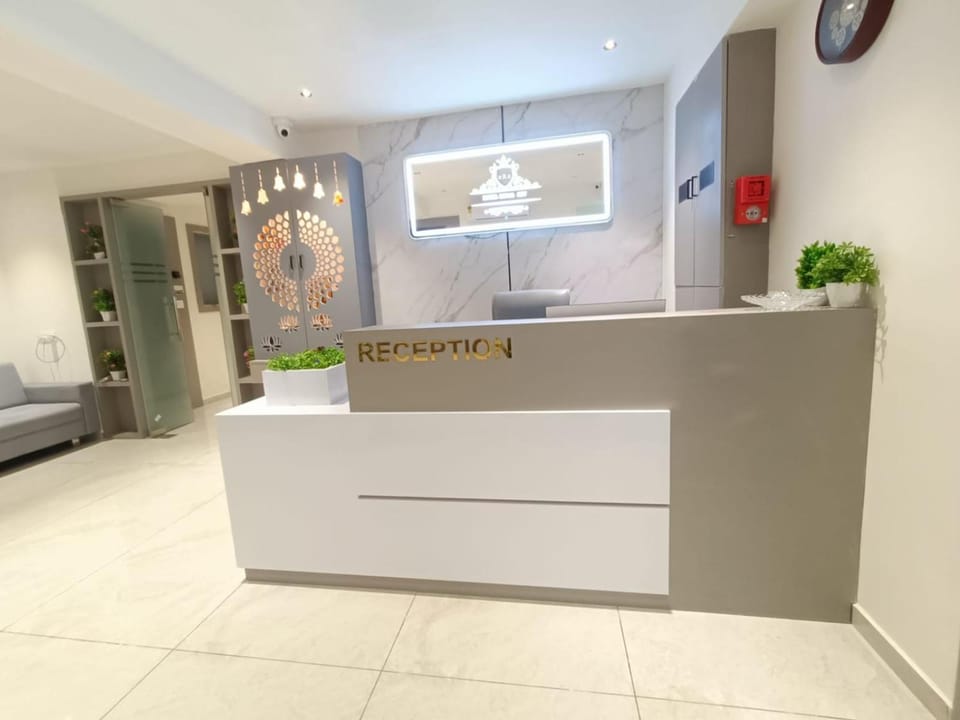 Hotel Royal Sky Hotel in Gujarat