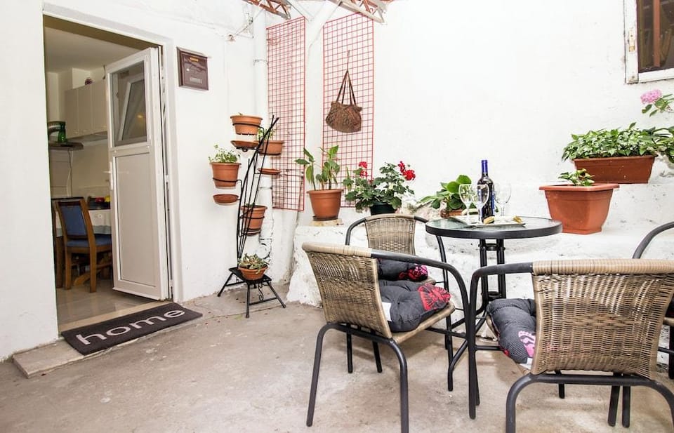 Apartment Barracuda Hotel in Split