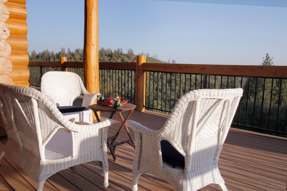 Courtwood Inn Hotel in Calaveras County