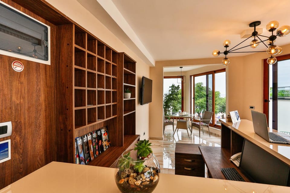 Sunset Hotel Hotel in Ulcinj Municipality