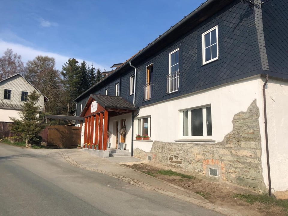 Landgasthof Wetteraperle Hotel in Thuringia, Germany