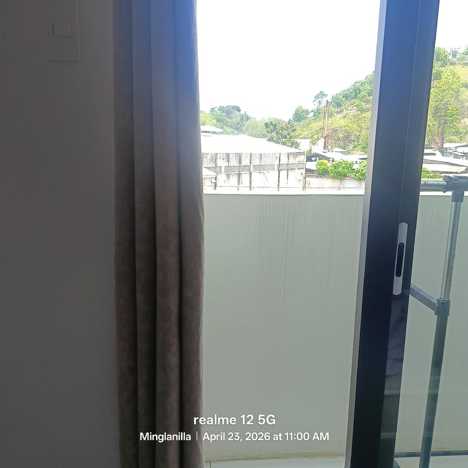 Studio Unit Near Anjo World Minglanilla  Hotel in Central Visayas