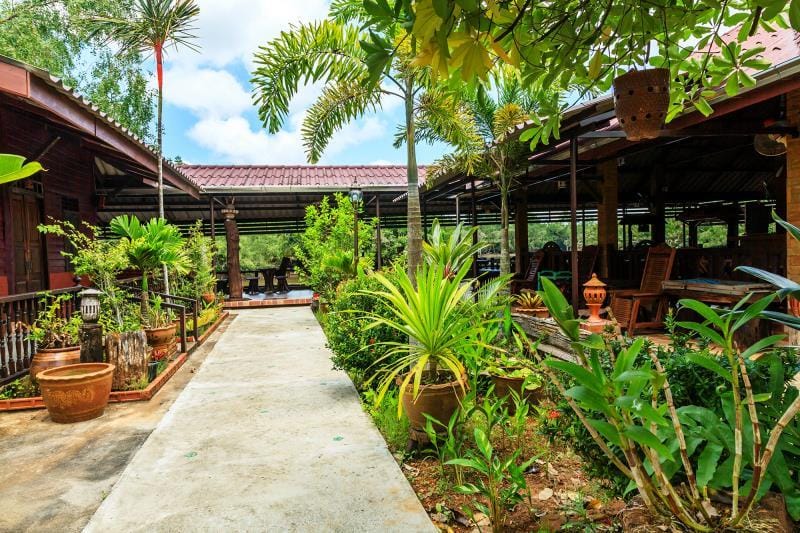 Pop Riverside Homestay Apartment hotel in Trat Changwat