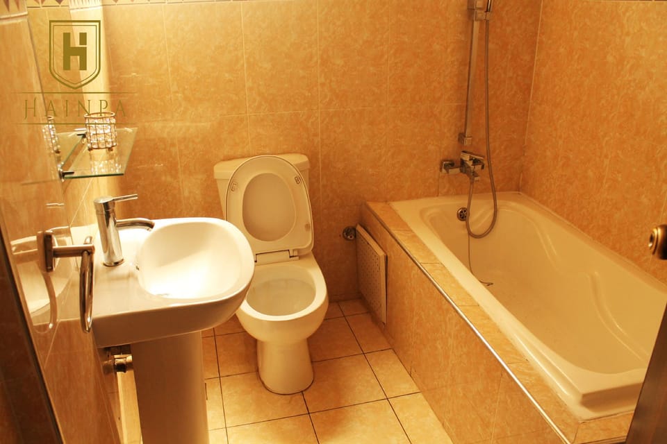 Flora Legacy Apartments Hotel in Accra