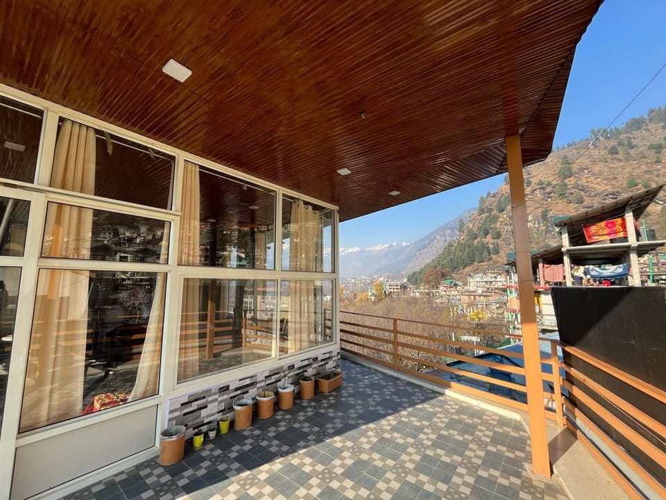 Skipping stone Hotel in Himachal Pradesh