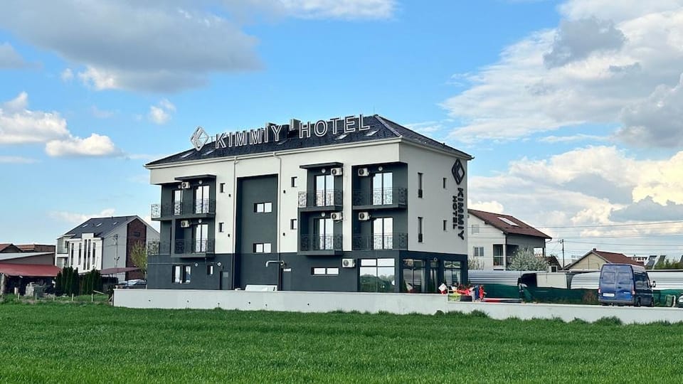 KIMMIY HOTEL Hotel in Belgrade