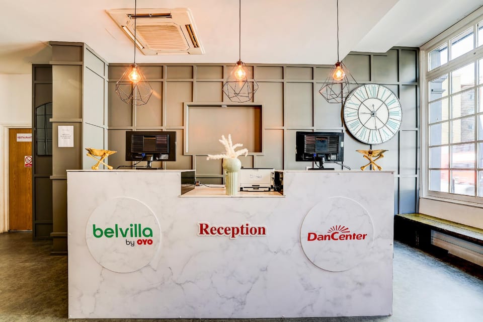 Belvilla Ilford Station Hotel, 4 min from Elizabeth line Hotel in Ilford