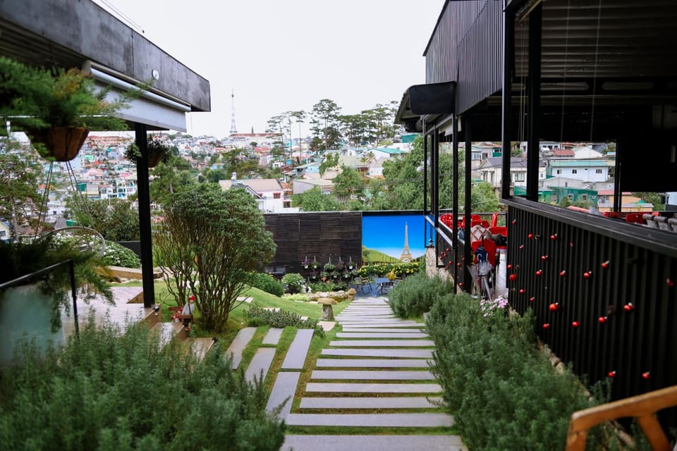 Lacle- BB's Garden Hotel in Dalat