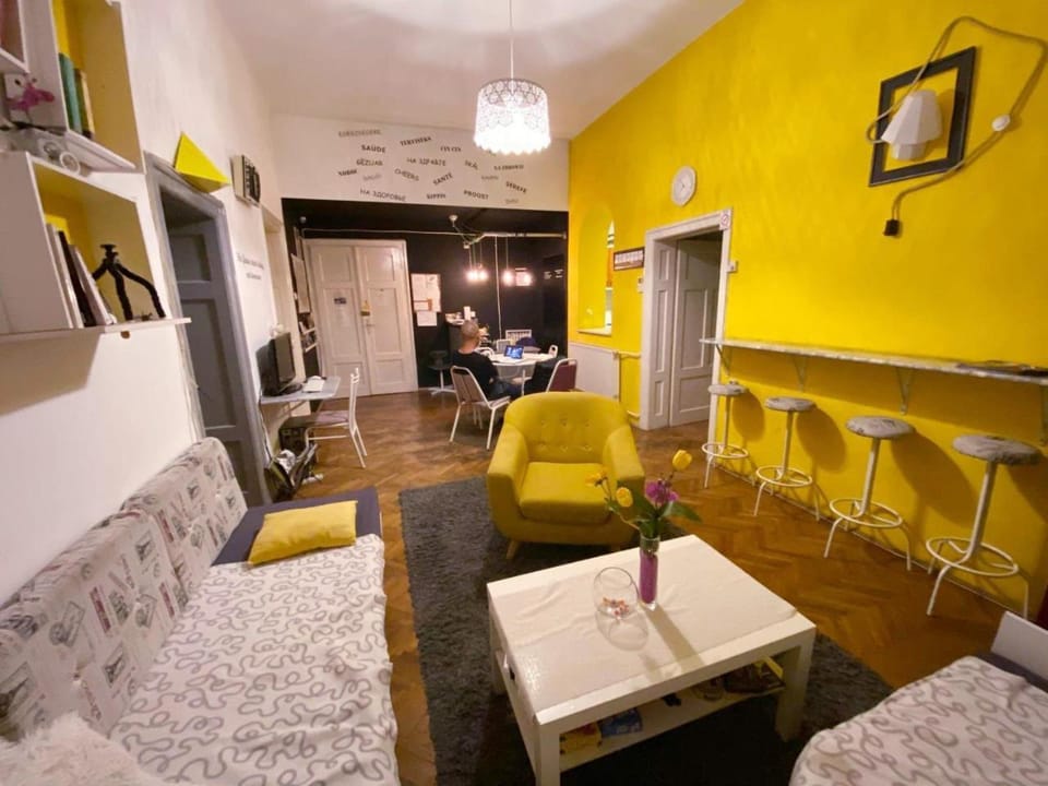 Shared lounge/TV area