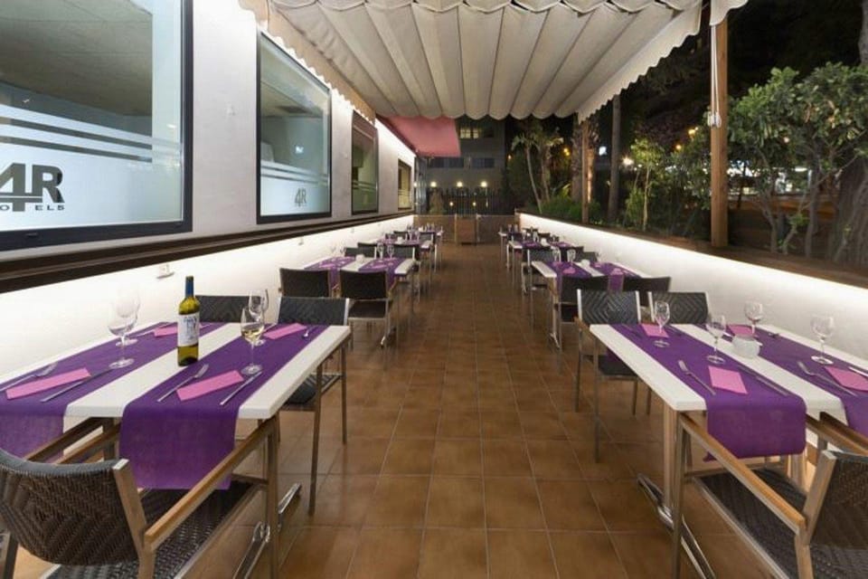 4R Salou Park Resort II Hotel in Salou