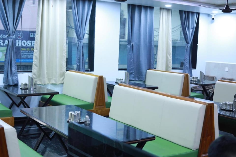 SRL GRAND RESIDENCY Lodge in Tirupati