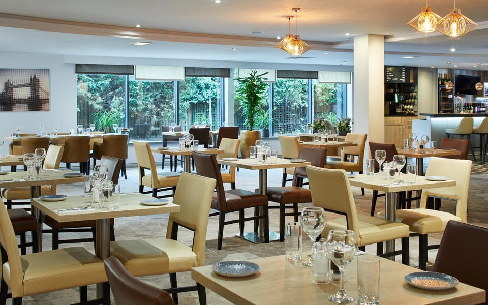 Leonardo Hotel London Heathrow Airport Hotel in Sipson