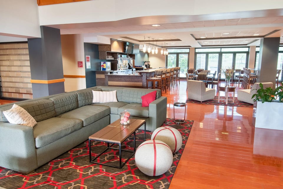 Four Points by Sheraton Columbus - Polaris Hotel in Westerville
