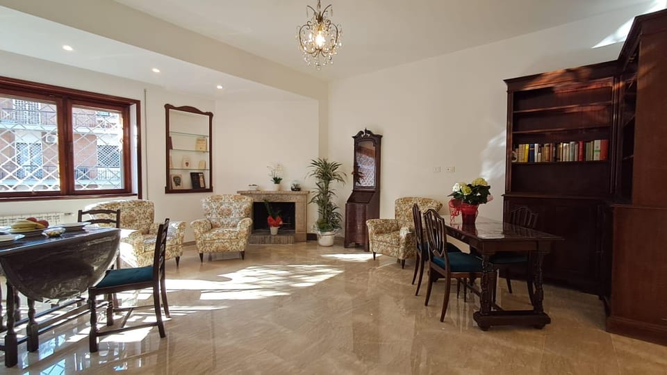 Residenza Savelli  Bed and Breakfast in Rome