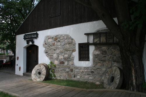 B&B Galerija Two Rooms Hotel in Serbia