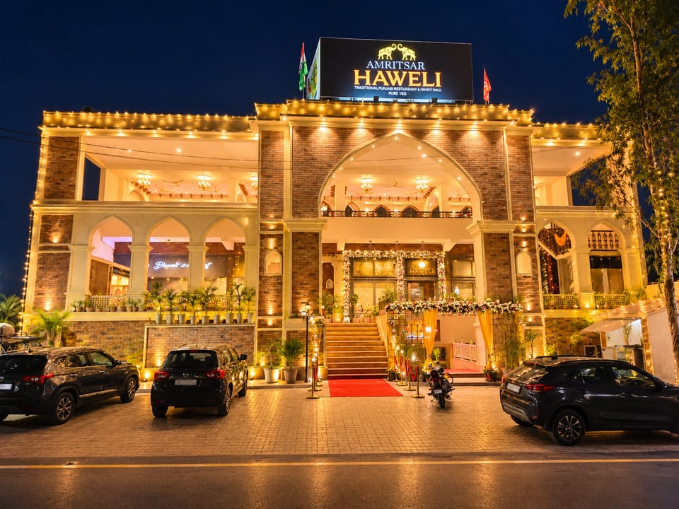 Mahal E Noor Amritsar Sirsa Hotel in Haryana