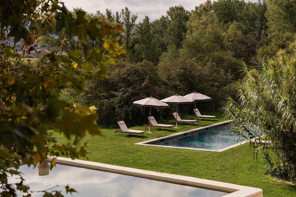 Luxury Provençal house – Pool, nature & spa Hotel in Mormoiron