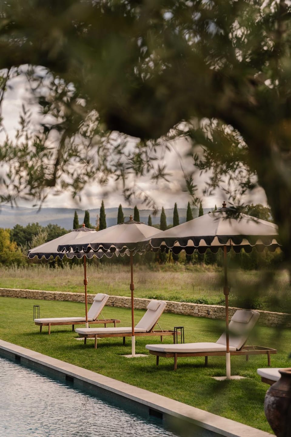 Luxury Provençal house – Pool, nature & spa Hotel in Mormoiron