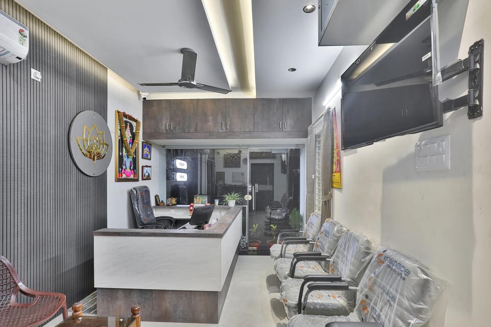 Sri Padmavati Pleasants Hotel in Tamil Nadu
