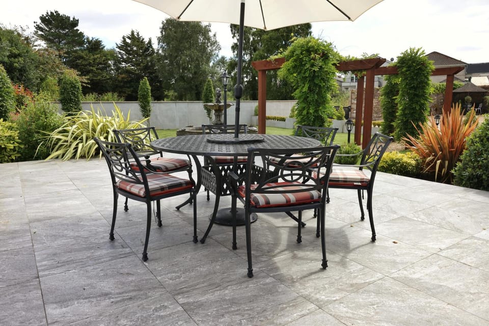 Meadowside B&B Hotel in Ireland