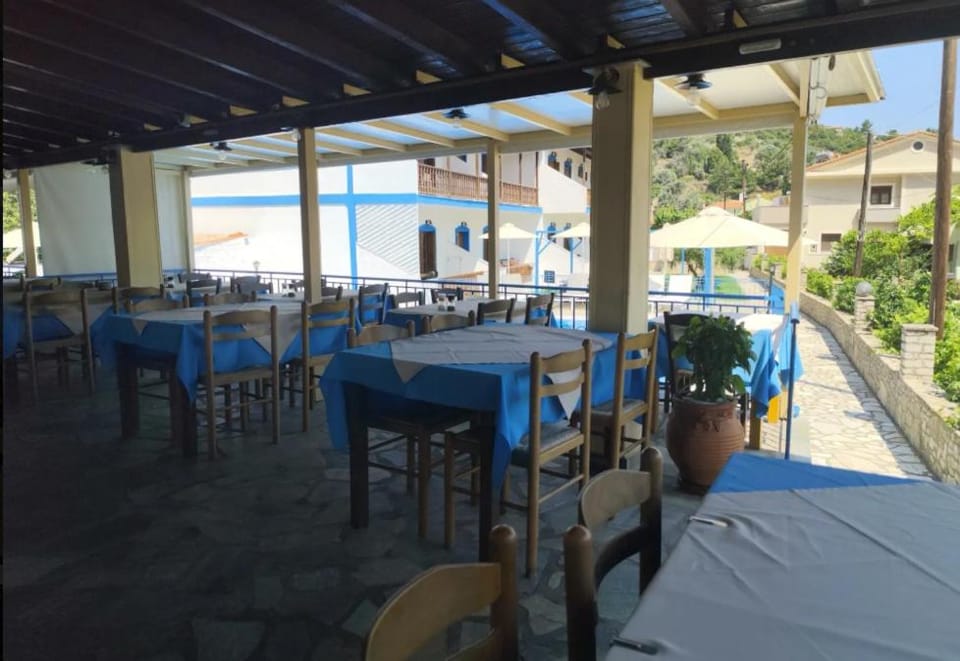 Apartments Sunwaves Apartment hotel in Samos Prefecture