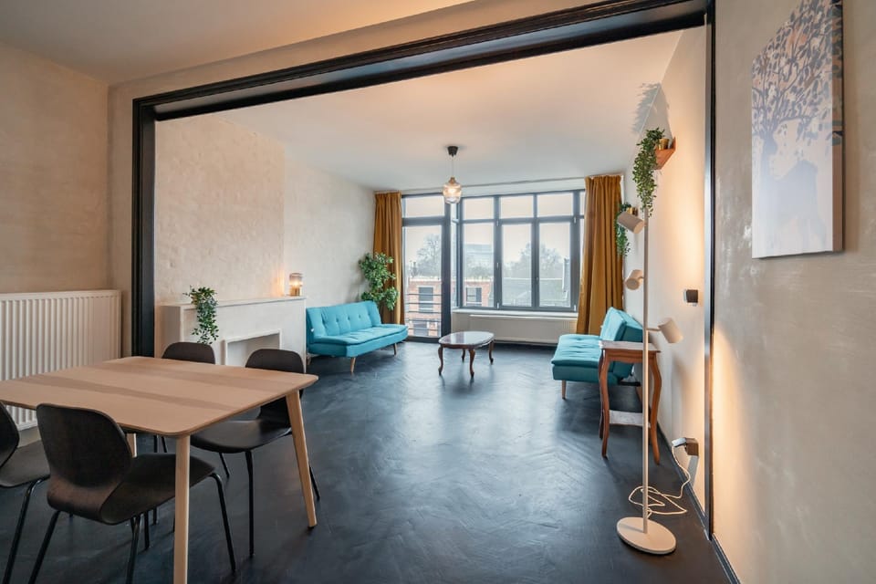 Separate living room