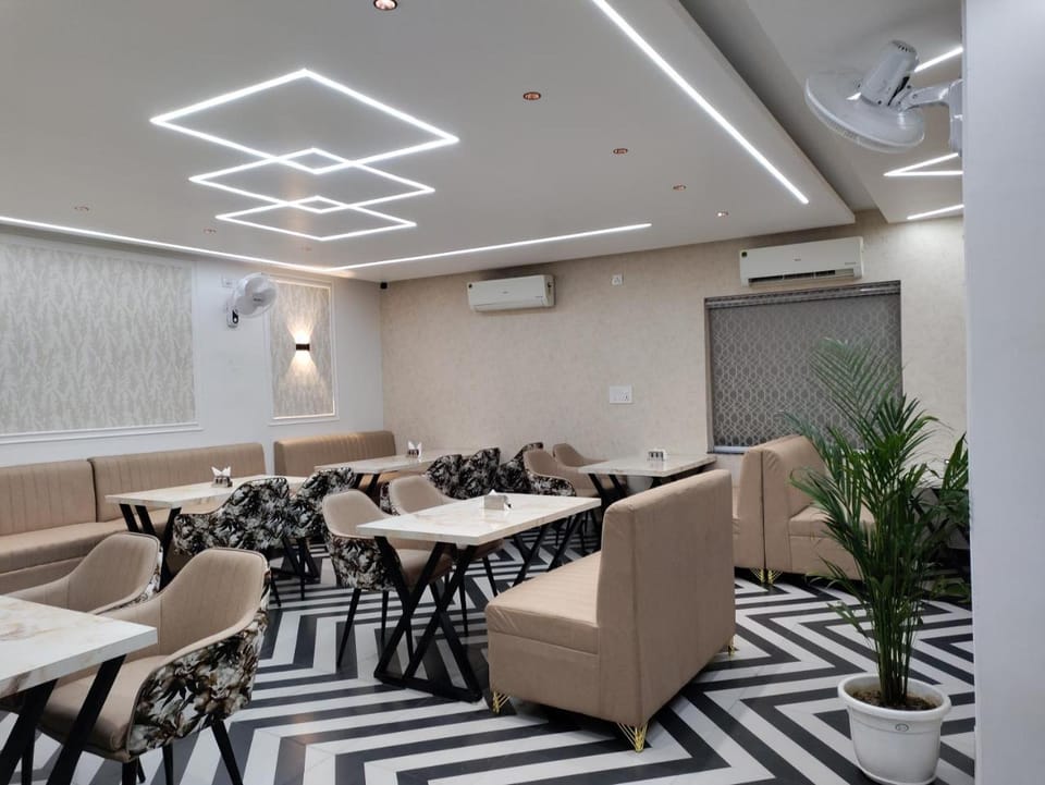 KDS Residency Hotel and Banquet Hotel in Uttar Pradesh