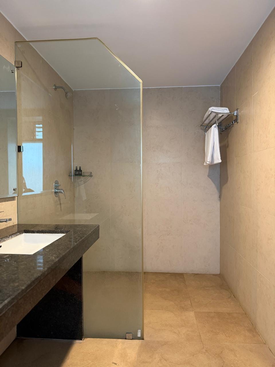 Hotel D&J Grande Hotel in Hyderabad