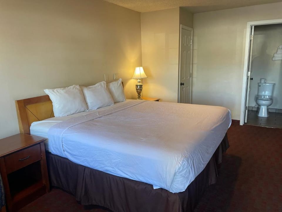 SKYWAY INN  HOTEL Hotel in Des Moines