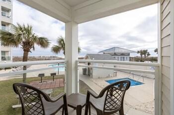 A Place at the Beach - Windy Hill Hotel in North Myrtle Beach