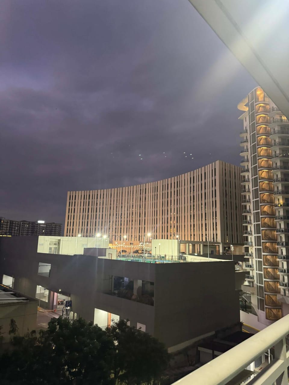 Eclipse stay 1 bedroom suite Hotel in Paranaque