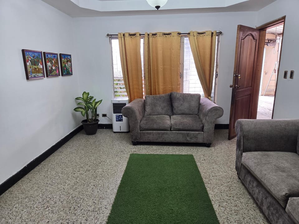 HOSTAL NOVA Hostel in San Pedro Sula