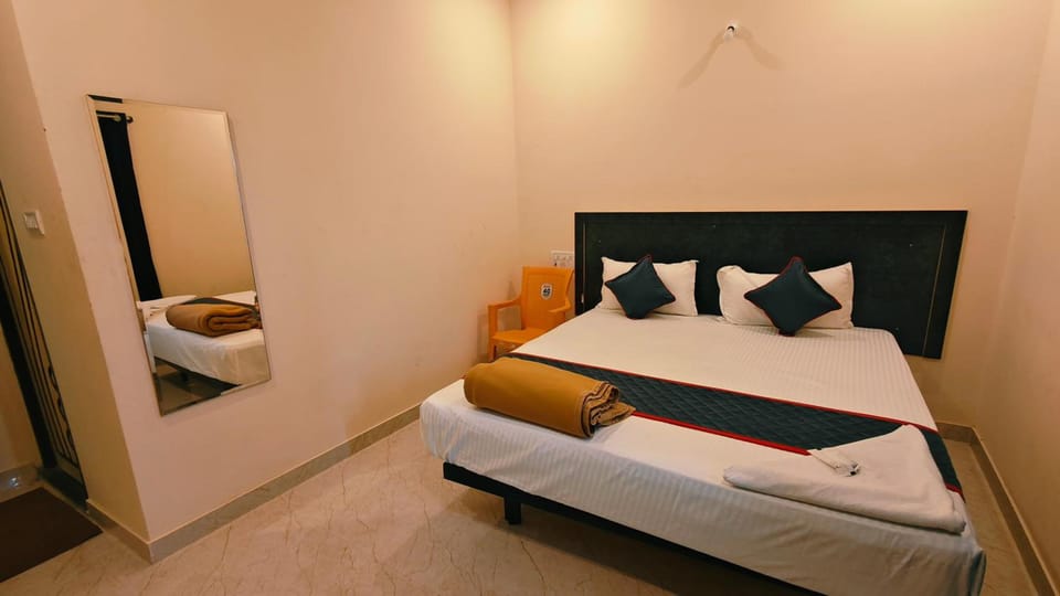 Elegant Residency Chromepet Hotel in Chennai