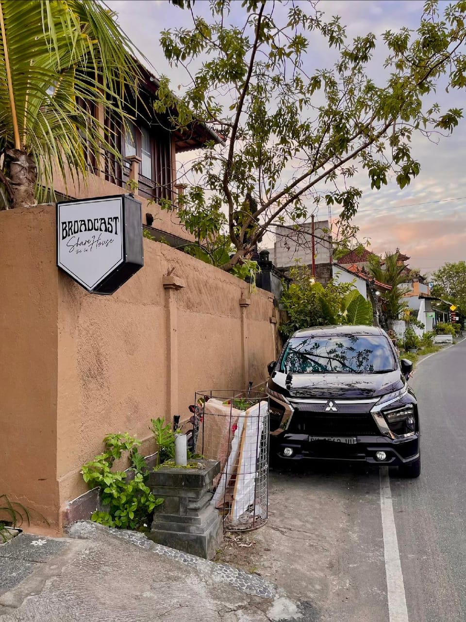 Brodcast guest house Hotel in North Kuta