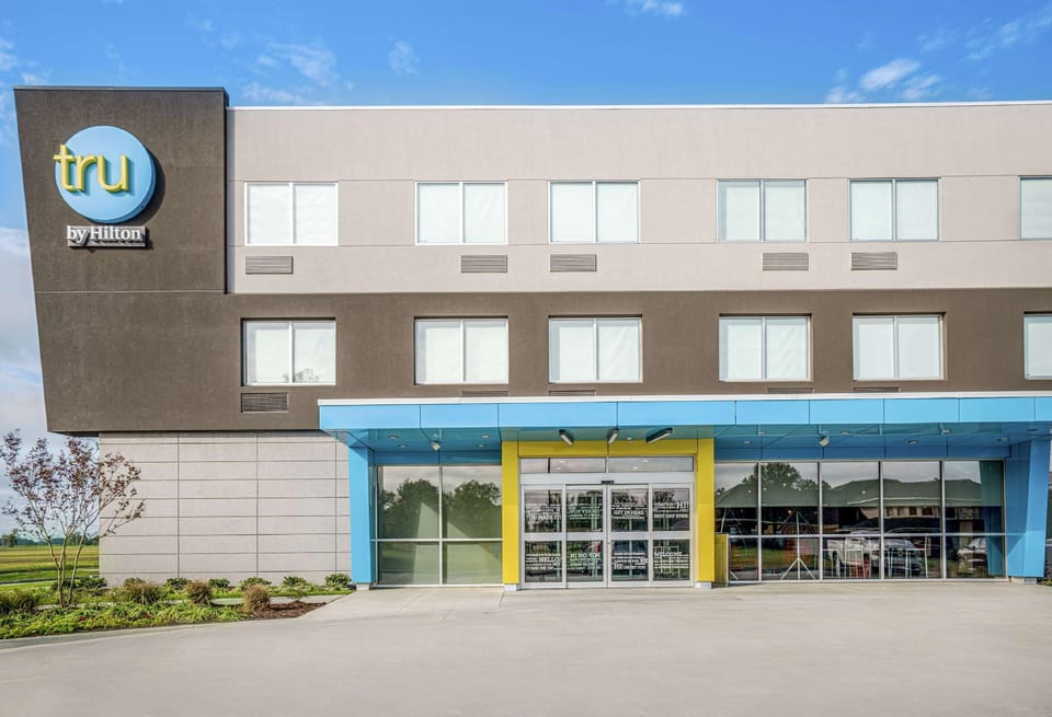 Tru by Hilton Greenville Hotel in Mississippi