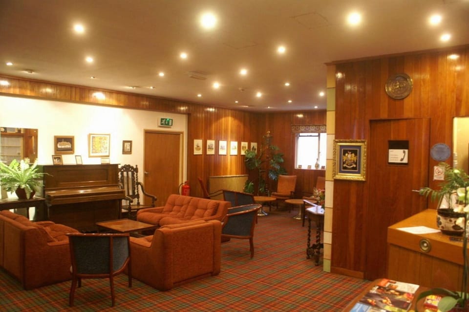 MacDougall Clansman Hotel Hotel in Inverness