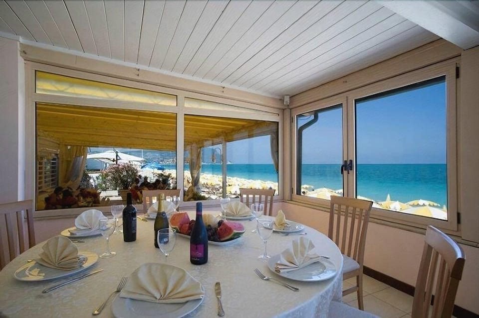 Centro Vacanze de Angelis Hotel in Marcelli
