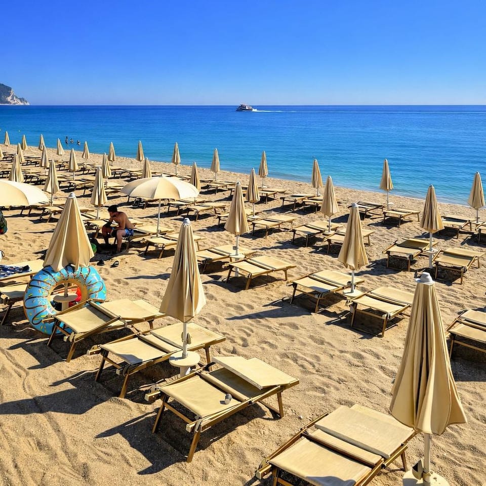 Centro Vacanze de Angelis Hotel in Marcelli
