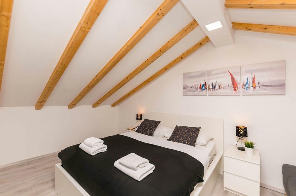 Apartments and Rooms Adriatic Suites Hotel in Šibenik