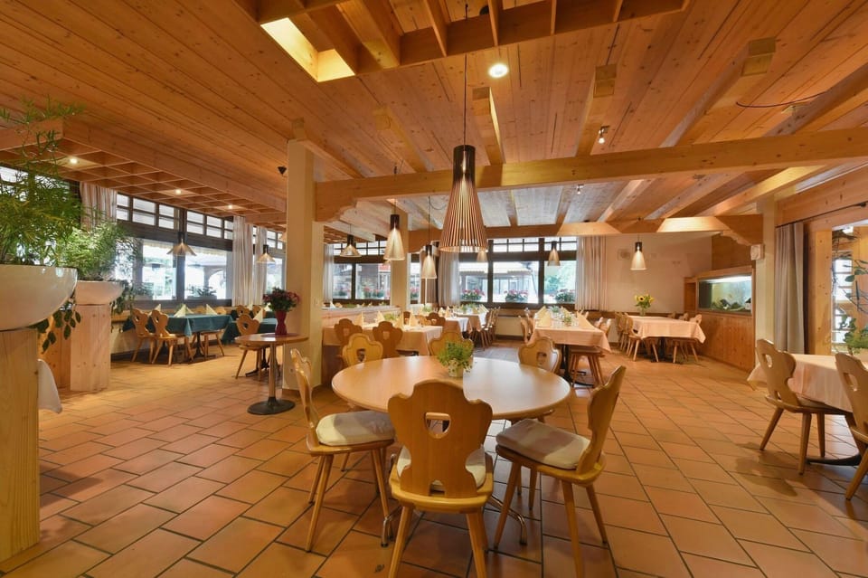 Hotel Krone Budget Hotel in Canton of Valais