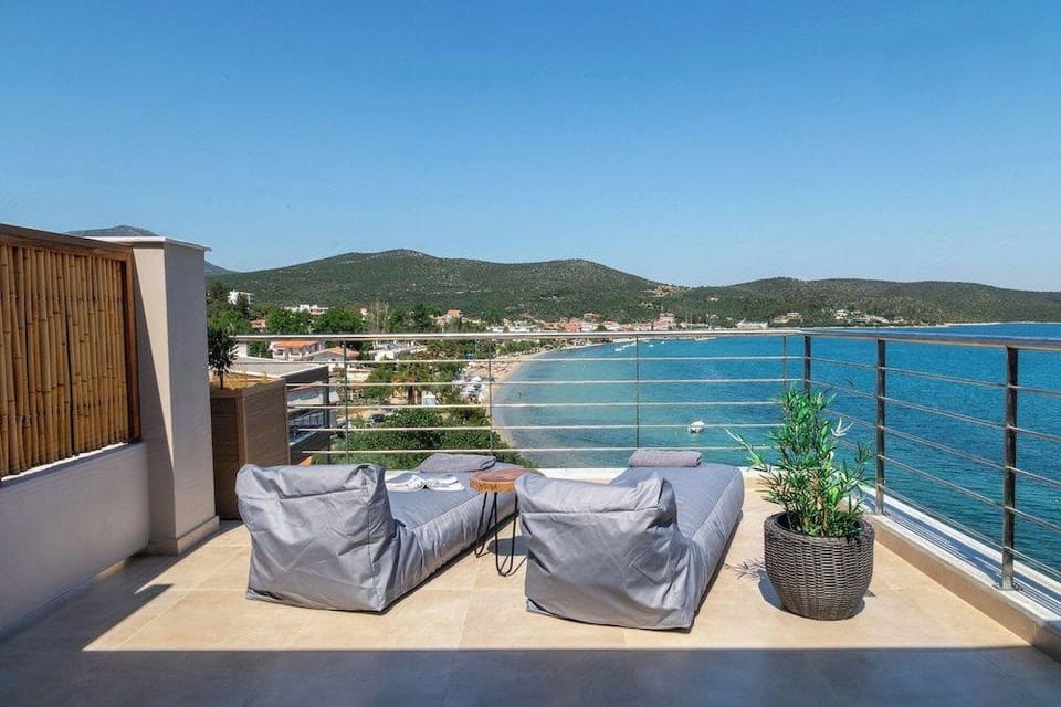 DEL MARE SUITES Hotel in Euboea