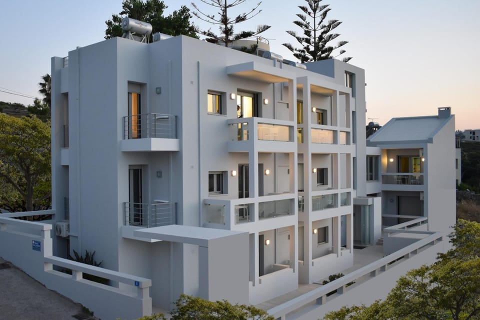 VIVIAN Art Apartments Hotel in Rethymno