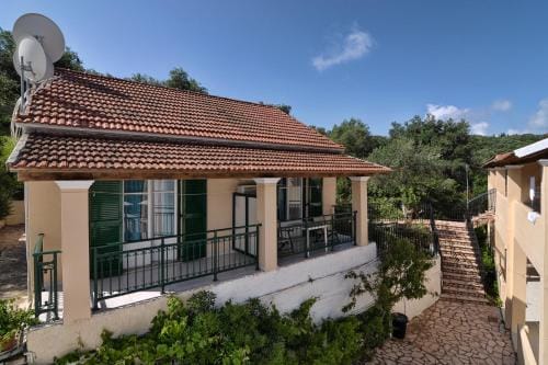 Makris Apartments Arillas Corfu Hotel in Corfu, Greece