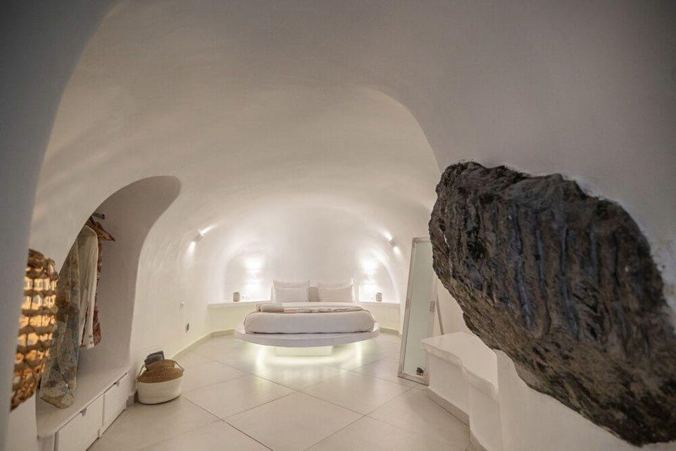 Luxus VIP Suites Hotel in Oia
