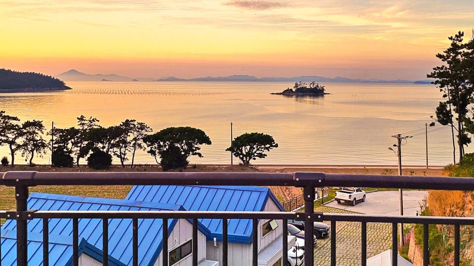 Jaeun's Hill Pool Villa Hotel in South Korea