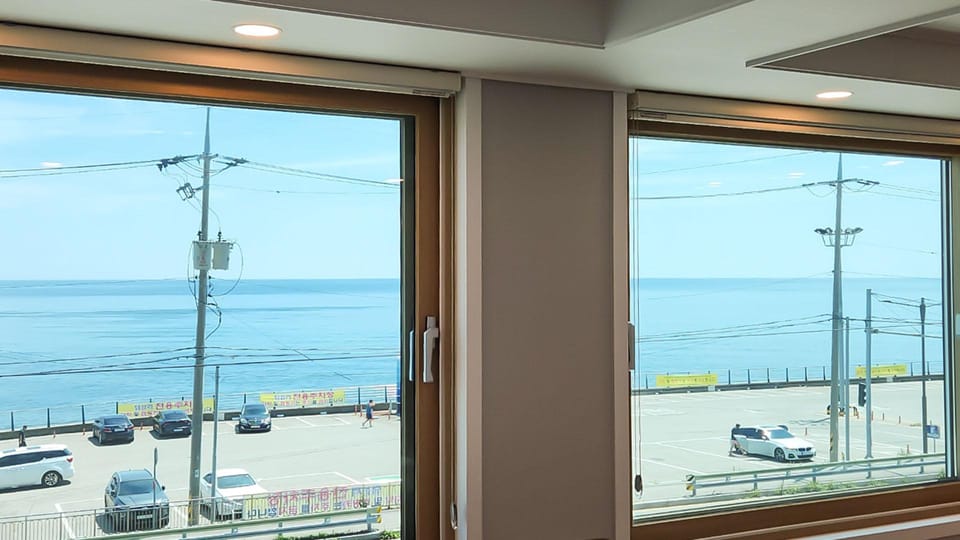 Yangyang Mulchi Port Pension Hotel in South Korea