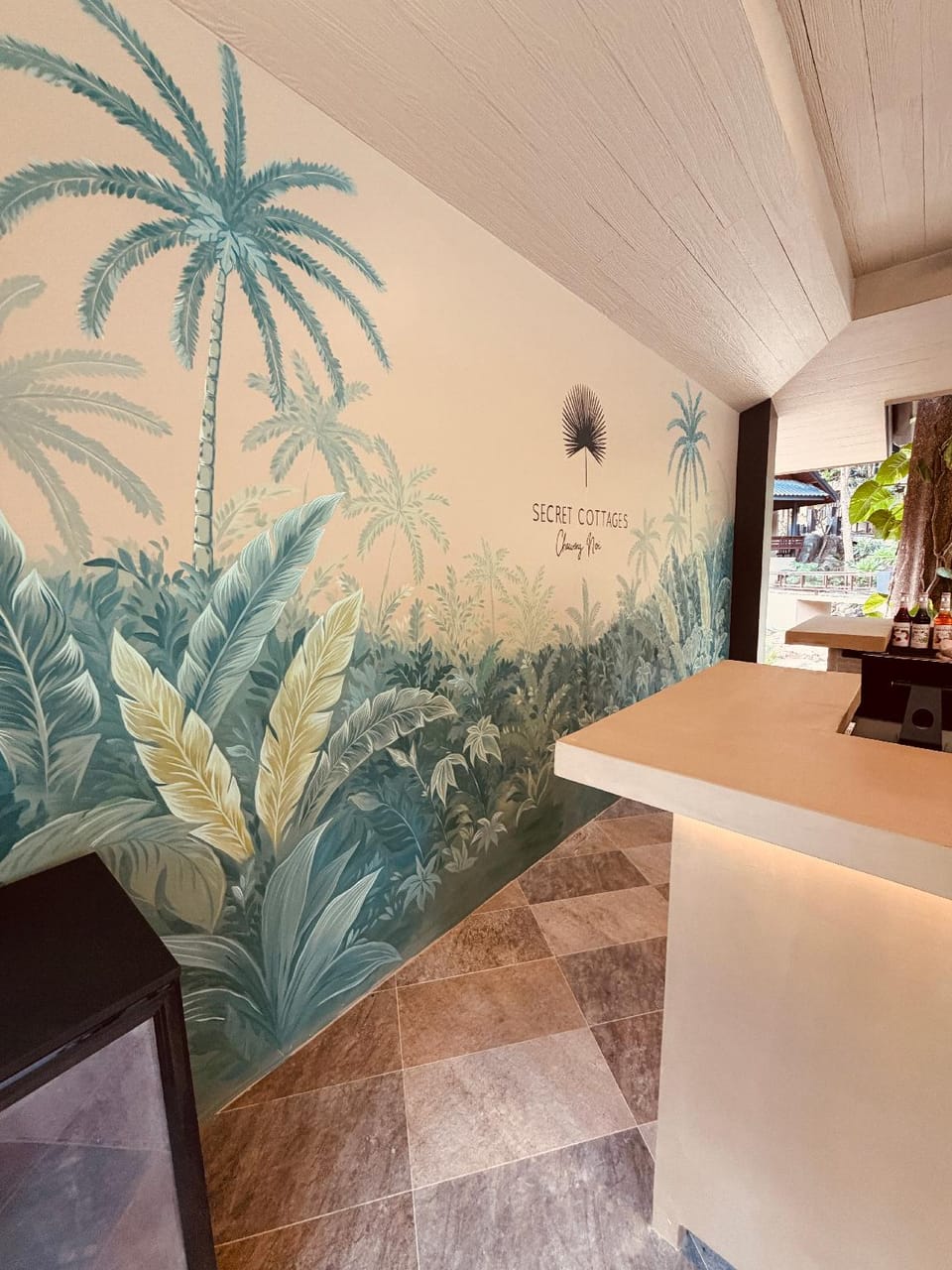 Poolside bar