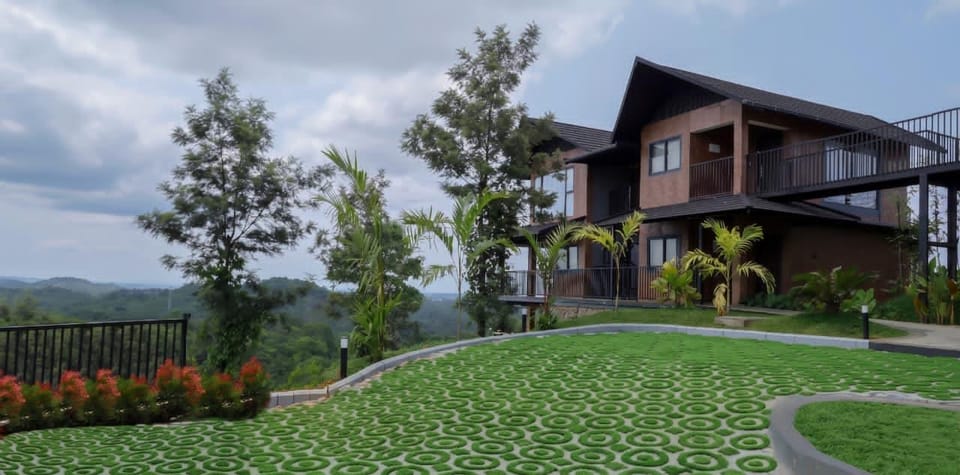 Mihra Mist Hotel in Kerala